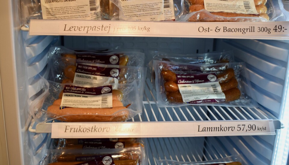 Läckerheter från länet. Landsberga gård säljer även charkprodukter från Uppland.