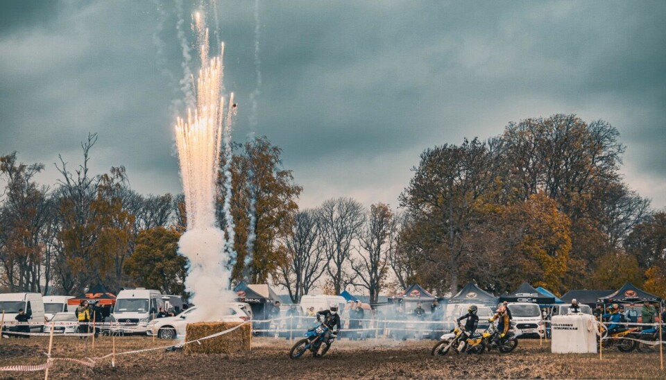 Arrangören Stefan Pontán gillar fart och pyroteknik och blandar dem båda i sitt Autumn Race.