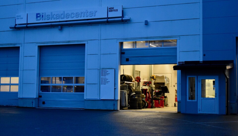Påverkas. Bilskadecenter i Enköping servar och reparerar Tesla-bilar och kan därför påverkas av sympatiåtgärder. Påverkas. Bilskadecenter i Enköping servar och reparerar Tesla-bilar och kan därför påverkas av sympatiåtgärder.