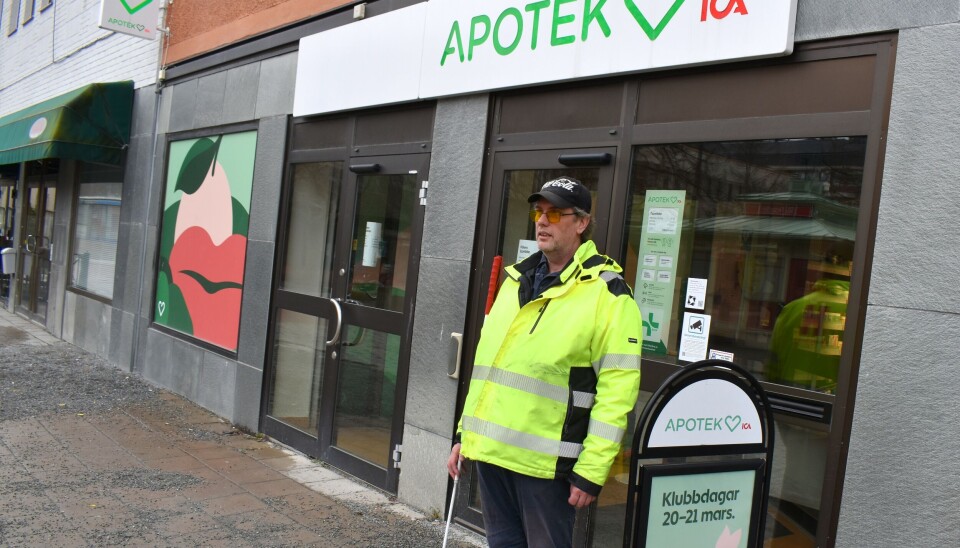”Dåligt anpassade”. Arne Sundwall, ordförande för Synskadades Riksförbund i Enköping. ”Dåligt anpassade”. Arne Sundwall, ordförande för Synskadades Riksförbund i Enköping.