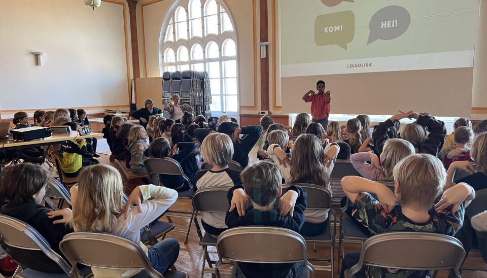 Mary Juusela pratar om värdegrund, beteenden och inkludering på en skola i Sverige.