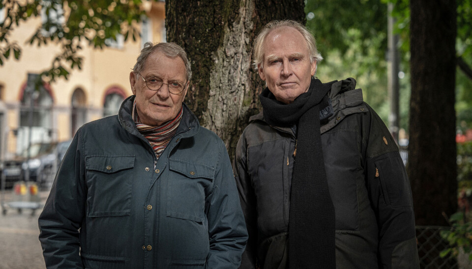 Debuterar i Enköping. Adolphson & Falk är Tomas Adolphson (musik, sång) och Anders Falk (text, musik, sång). Den 4 december spelar duon på Kompassen.