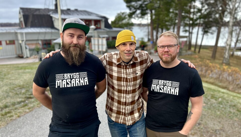 Satsar ihop. Fagerudds Sebastian Tarkowski (i mitten) med Bryggmasarna Gustav Fahlèn (t v) och Max Sidenstjärna.