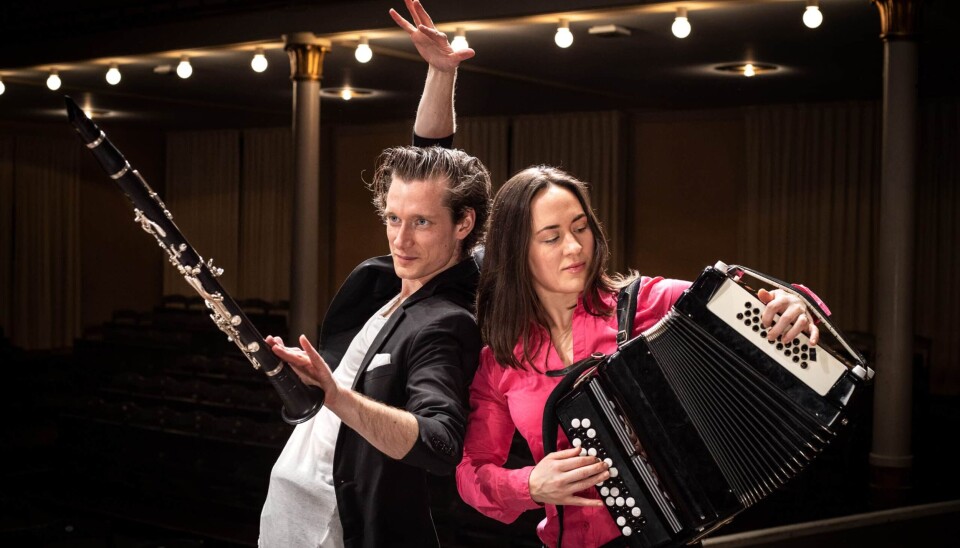 7 februari – Duo Magnus och Irina. De underhåller på Tingshuset i Enköping.