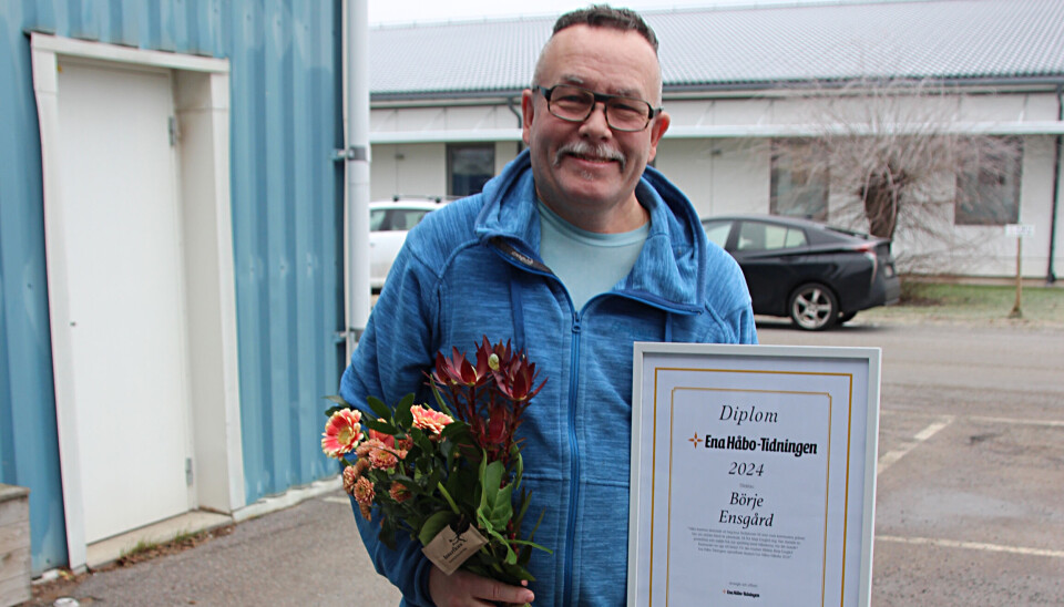 Håbobon Börje Ensgård räddade färdtjänsten och prisas för sitt engagemang.