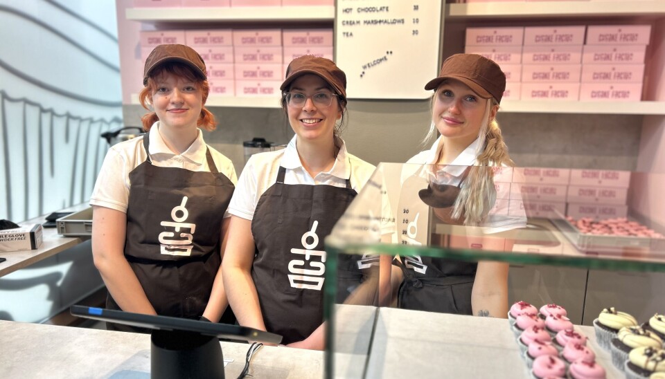 Premiär för Cupcake Factory i lördags: från vänster: Saga Kolterjahn, Martina de Angelis (ägare) och Emma Enarsson.