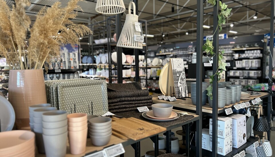 Campingvaruhuset har runt 10 000 produkter av campingtillbehör för husvagn, husbil och van, men också för båt- och fritidsliv.