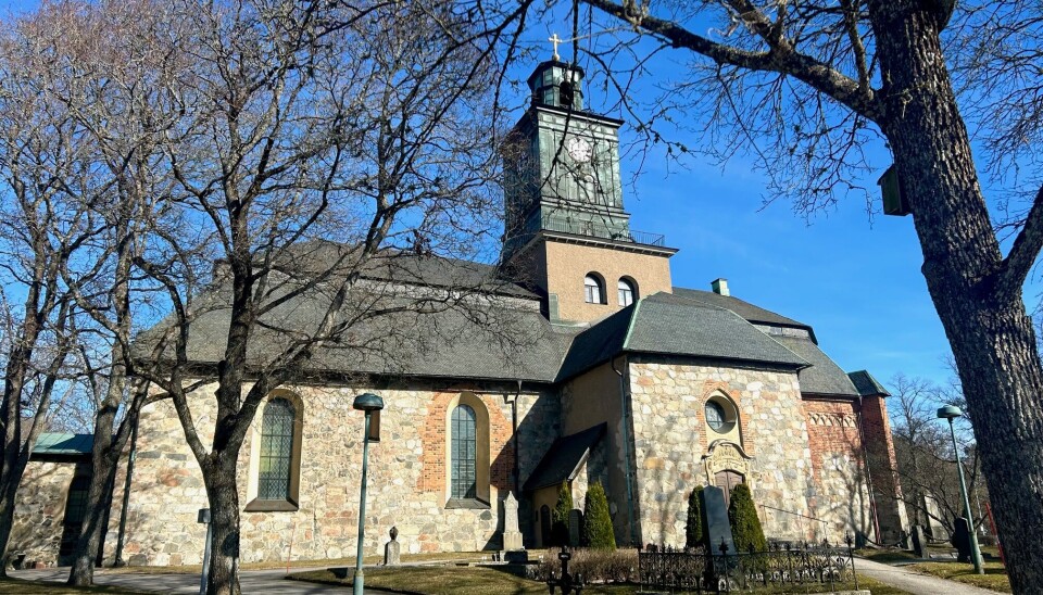 Vårfrukyrkan med sina 900 år är en av landets största kyrkor som fortfarande är i bruk. Efter man under 1900-talet skrapoade bort den vita puts som då täckte den, så uppenbarades stenar och tegel från 1400-talet och framåt.