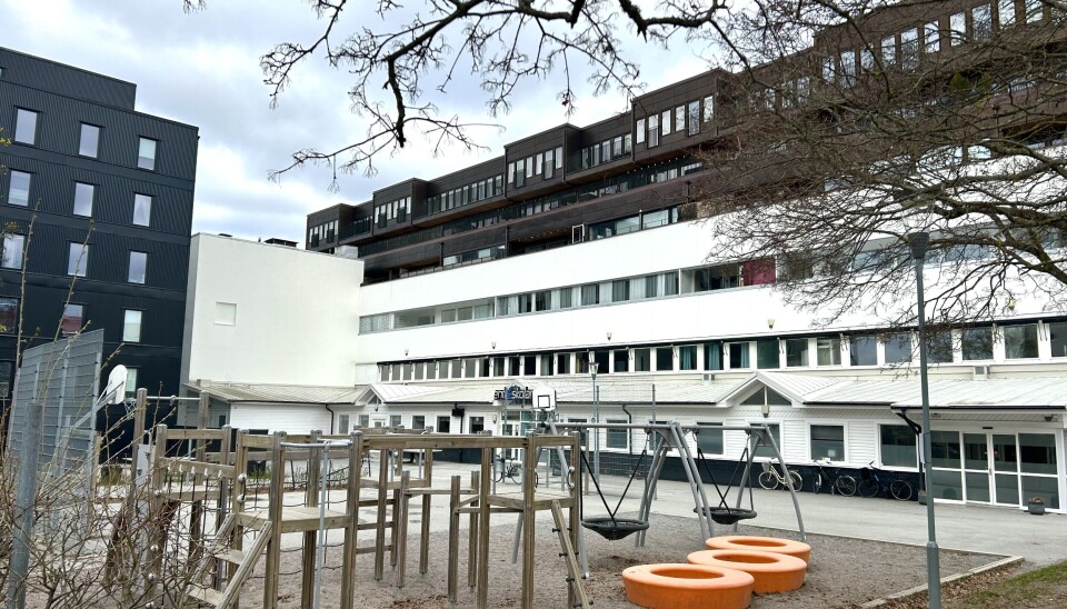 STÄNGER. Entréskolan är inte lönsam. STÄNGER. Entréskolan är inte lönsam.