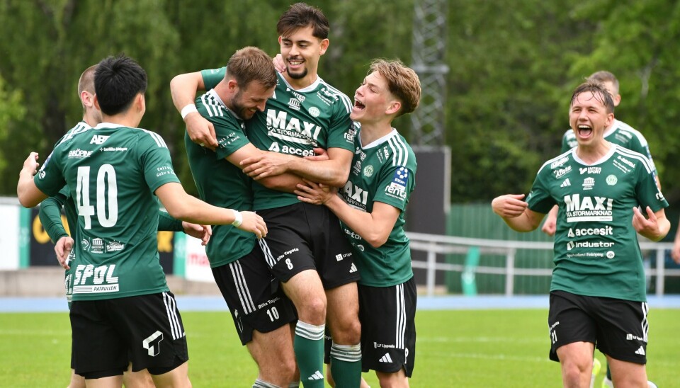 Norrettans hetaste lag. ESK tog fjärde raka segern i helgen via 2–0 i nykomlingsmötet hemma mot Team TG (bilden är från segermatchen mot Gefle 7 juni).