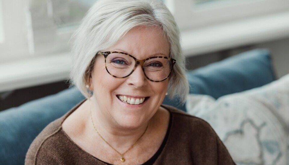 Bokaktuell. Håboförfattaren Anne-Lie Högberg skriver nu på sin tredje bok om Åstol – en riktig sommarbok, full av dramatik, kärlek och hemligheter.