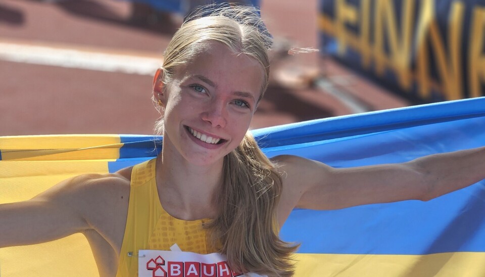 Blågul debut. Moa Kjöraas sken som en sol efter sin debut i Ungdomsfinnkampen på Stockholms Stadion. ”Det var det roligaste jag gjort inom friidrotten hittills”, säger hon.