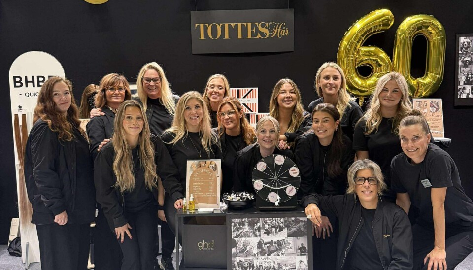 Tottes ställde ut på Enköpingsmässan i september och bjöd på en modevisning av frisyrer genom 60 år.